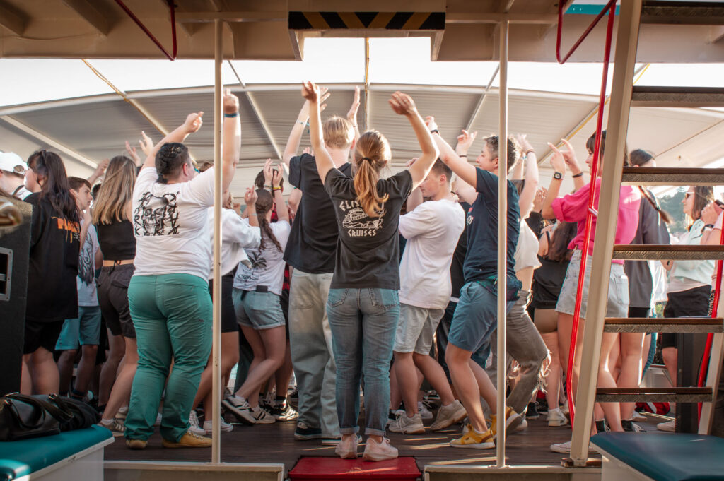 Dreamy look, street photo
