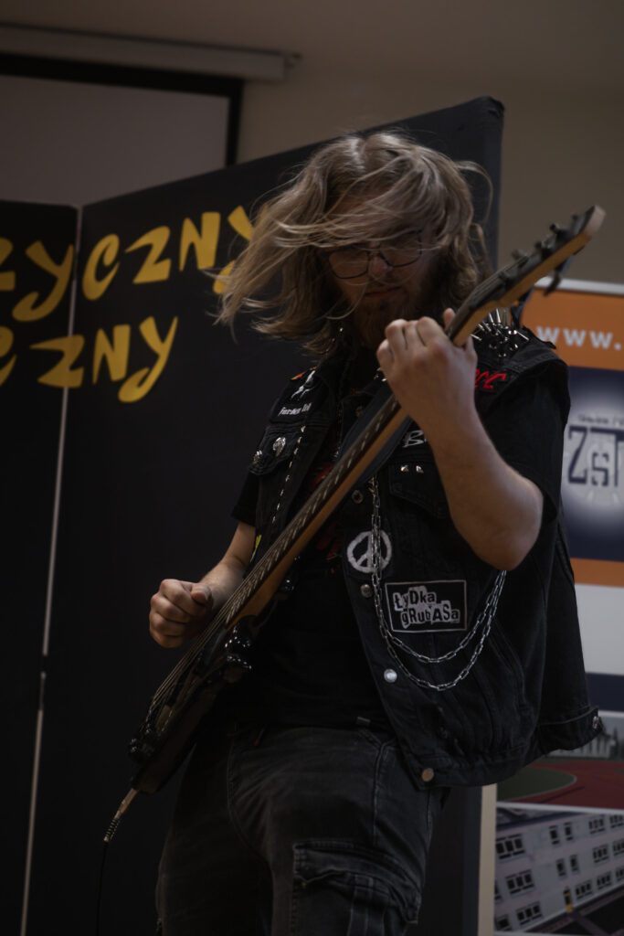 Metal - portret gitarzysty